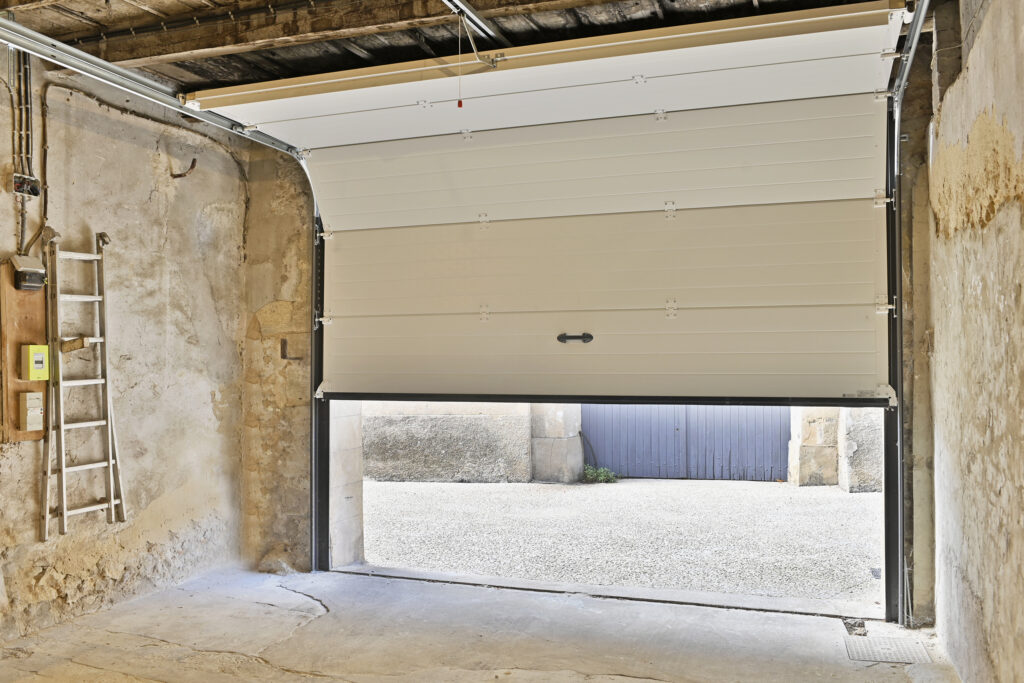 Garagepoort CARSEC PRO SECTIONAAL SOPROFEN